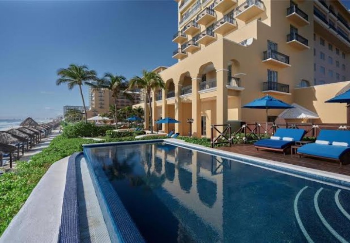 Fly & Beach Cancún