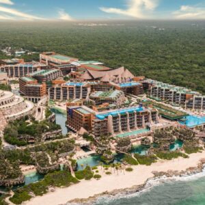 Oasis Express - Playa del Carmen